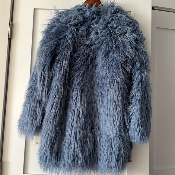 ✨ SOLD NWT FREE PEOPLE TAYLOR SWIFT PENNY LANE renata faux fur coat - Picture 13 of 13